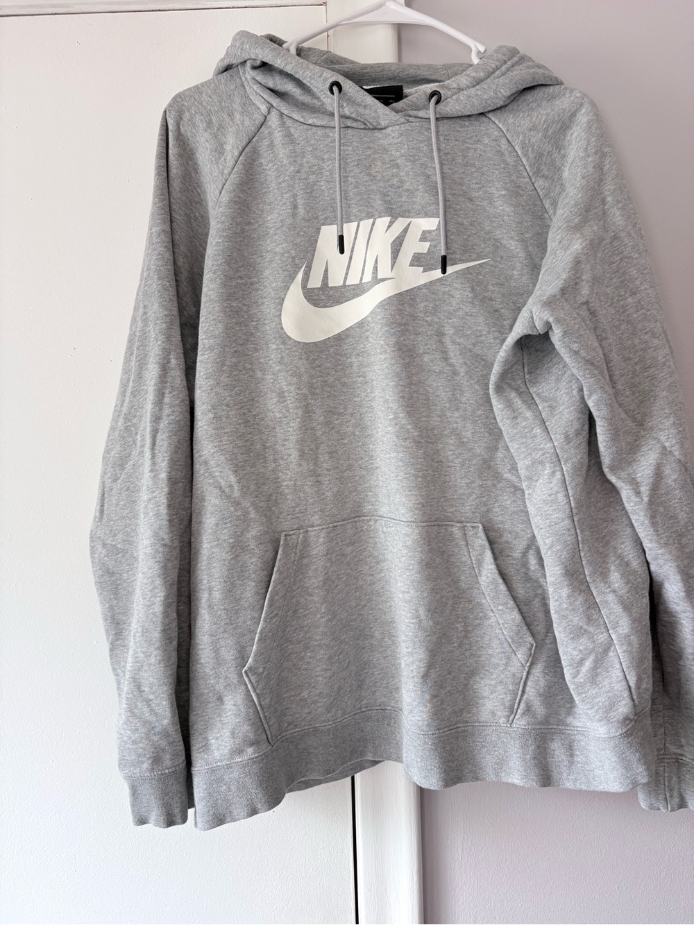 Nike unisex Grey Pullover Hoodie with Logo